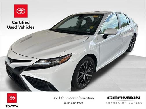 2022 Toyota Camry SE