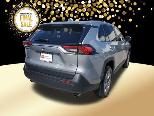 2025 Toyota RAV4 XLE