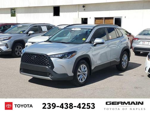 2024 Toyota Corolla Cross LE