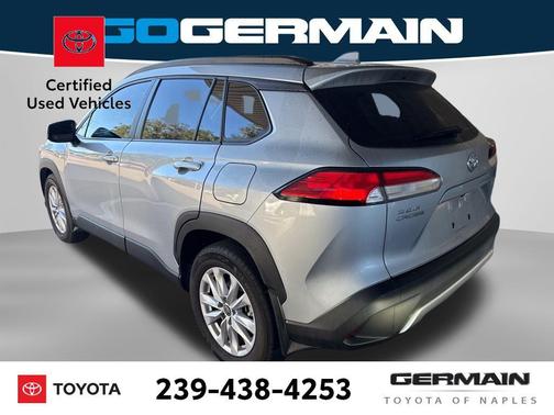 2024 Toyota Corolla Cross LE