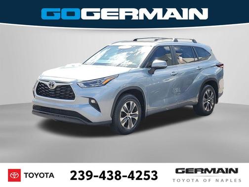 Moon Dust 2024 Toyota Highlander XLE