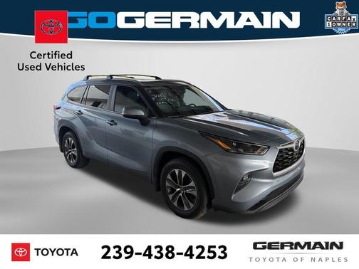 Moon Dust 2024 Toyota Highlander XLE