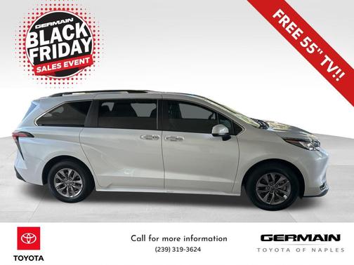 2022 Toyota Sienna XLE