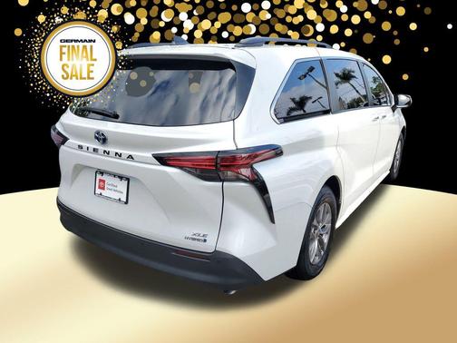 2022 Toyota Sienna XLE