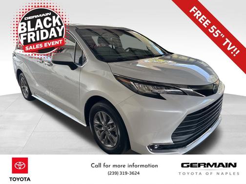 2022 Toyota Sienna XLE