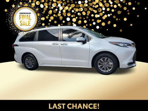 2022 Toyota Sienna XLE