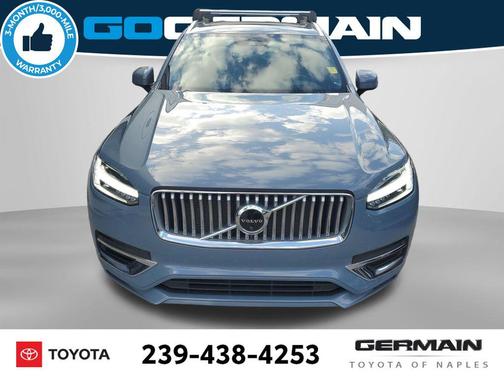 2022 Volvo XC90 Recharge Plug-In Hybrid T8 Inscription 7 Passenger