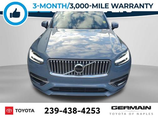 2022 Volvo XC90 Recharge Plug-In Hybrid T8 Inscription 7 Passenger