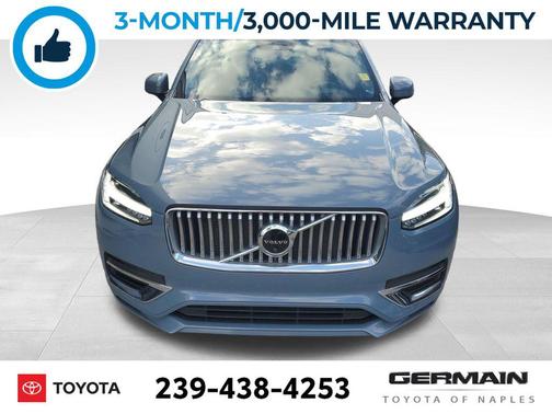 2022 Volvo XC90 Recharge Plug-In Hybrid T8 Inscription 7 Passenger