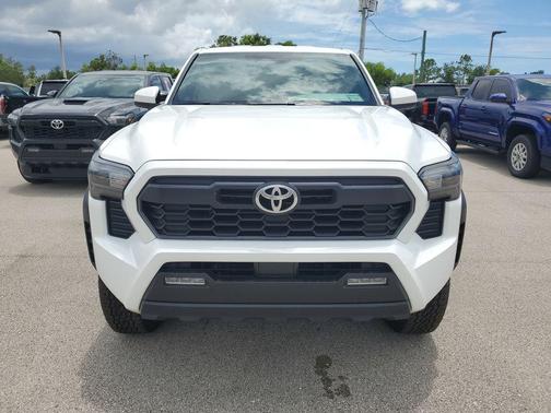2025 Toyota Tacoma TRD Off Road