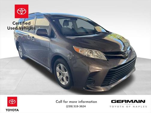 2019 Toyota Sienna LE