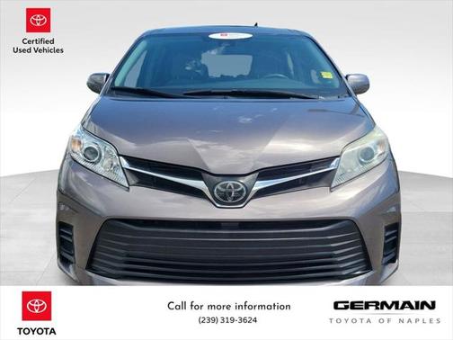 2019 Toyota Sienna LE