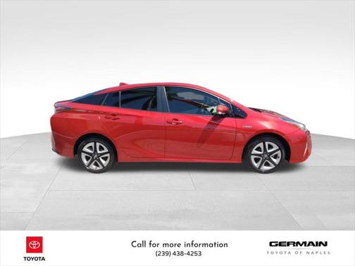 2018 Toyota Prius Three Touring