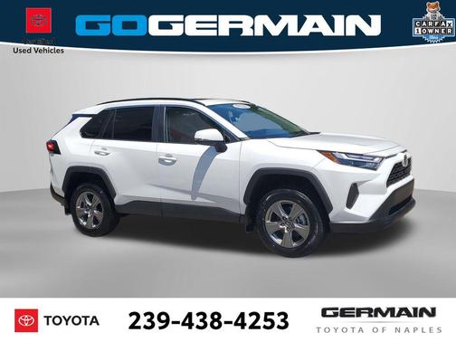 Ice Cap 2025 Toyota RAV4 XLE