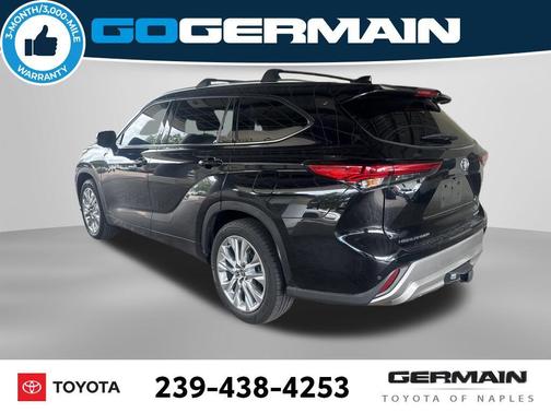 Midnight Black Metallic 2023 Toyota Highlander Limited