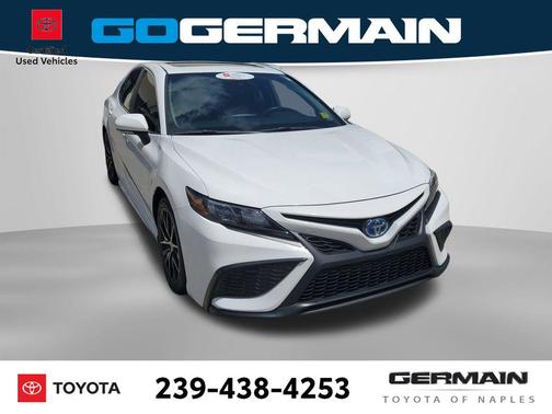 Ice Cap 2024 Toyota Camry Hybrid SE