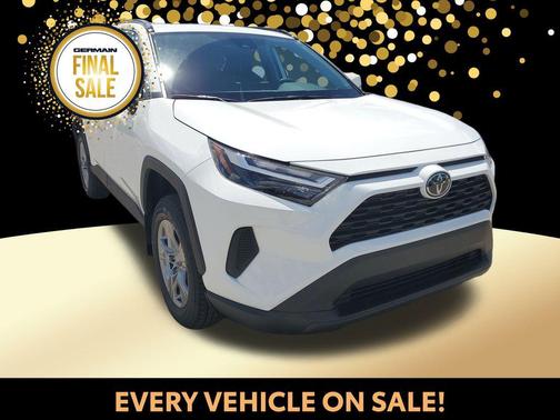 2025 Toyota RAV4 XLE