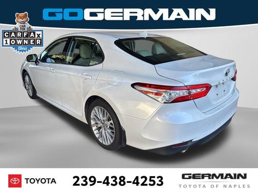 2019 Toyota Camry Hybrid XLE