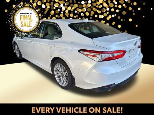 2019 Toyota Camry Hybrid XLE