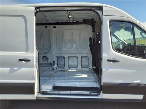 2024 Ford Transit-250 148 WB Medium Roof Cargo