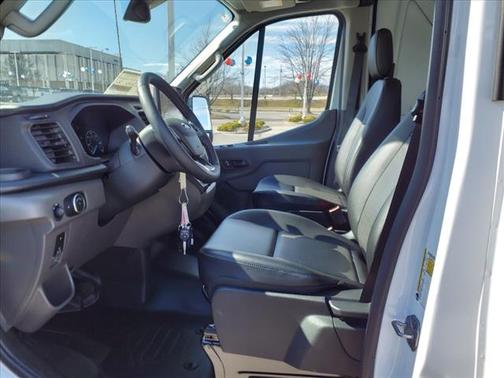 2024 Ford Transit-250 148 WB Medium Roof Cargo
