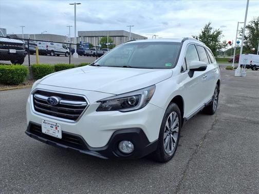 2019 Subaru Outback 2.5i Touring