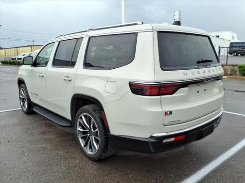 Luxury White Pearlcoat 2022 Jeep Wagoneer SERIES II