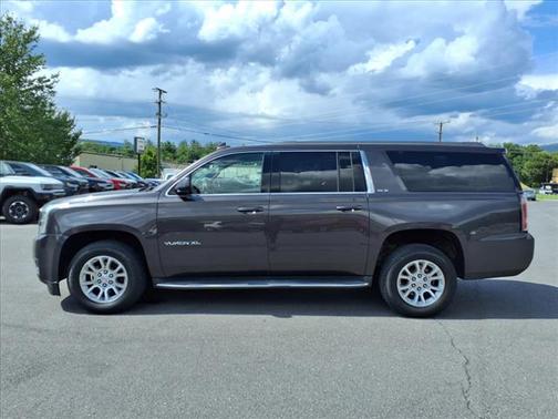 2016 GMC Yukon XL SLE