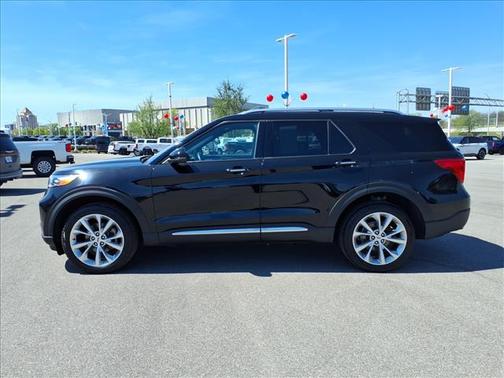 AGATE BLACK METALLIC 2023 Ford Explorer PLATINUM