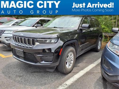 2023 Jeep Grand Cherokee Laredo