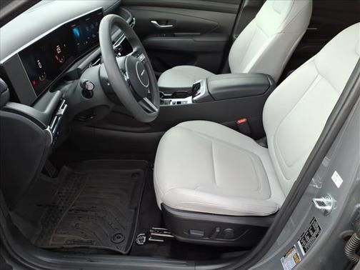 Metallic 2025 Hyundai SANTA CRUZ SEL