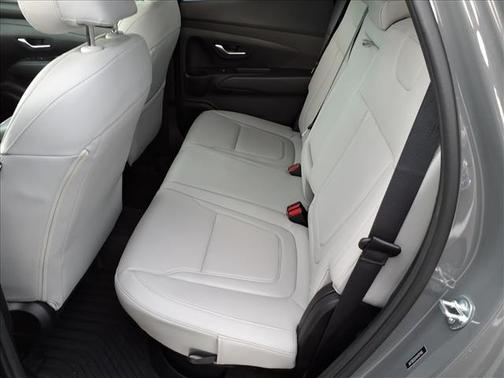 Metallic 2025 Hyundai SANTA CRUZ SEL