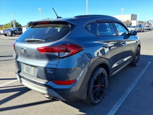 2017 Hyundai TUCSON Night