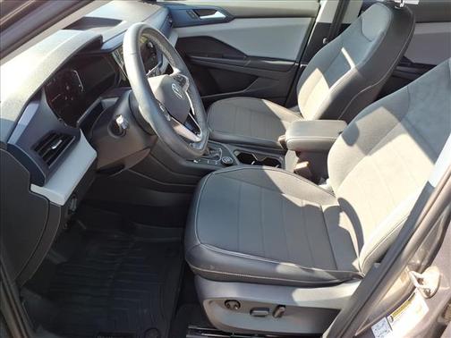 Platinum Gray Metallic 2022 Volkswagen Taos 1.5T SE