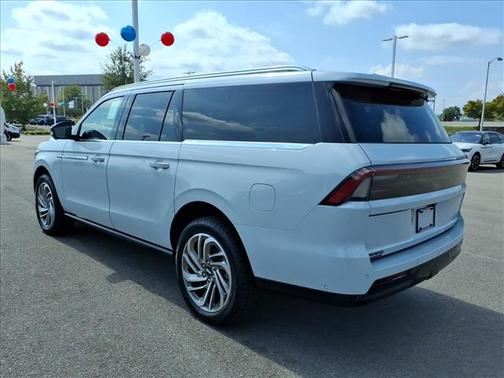 2025 Lincoln Navigator L Reserve