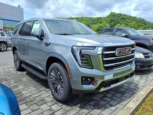 2025 GMC Yukon Elevation