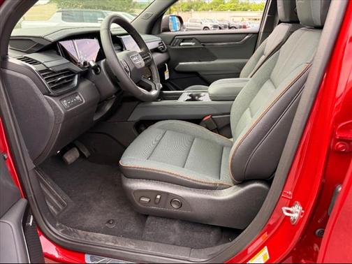 2025 GMC Acadia AT4