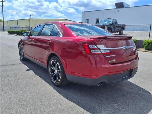 2017 Ford Taurus SHO