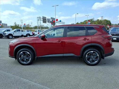 2025 Nissan Rogue SV