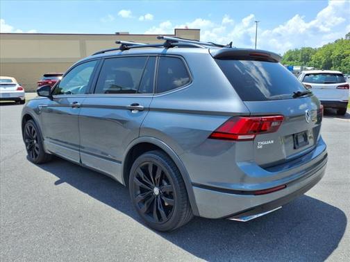 2021 Volkswagen Tiguan 2.0T SE R-Line Black