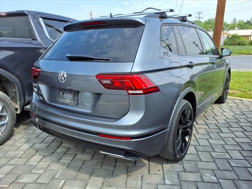 2021 Volkswagen Tiguan 2.0T SE R-Line Black