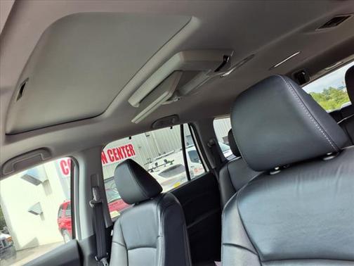 2019 Honda Pilot Touring 8-Passenger