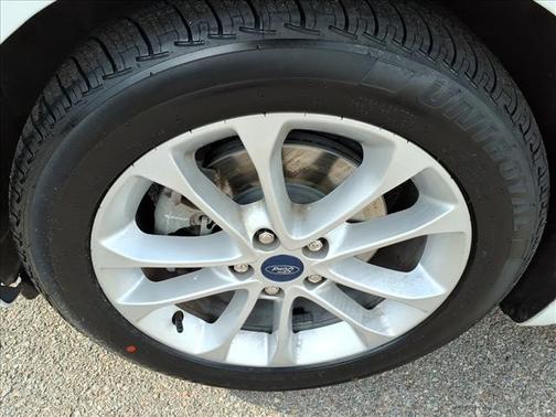 OXFORD WHITE 2020 Ford Fusion SE