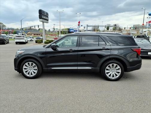 AGATE BLACK METALLIC 2025 Ford Explorer PLATINUM