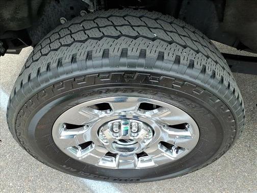 CARBONIZED GRAY 2025 Ford F-250 LARIAT