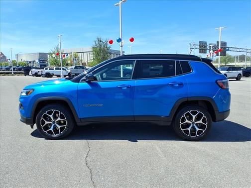 Hydro Blue Pearlcoat 2025 Jeep Compass LIMITED