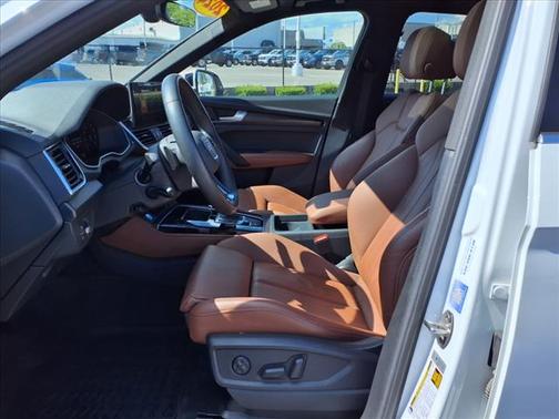 2024 Audi Q5 45 S line quattro Premium