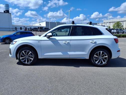 2024 Audi Q5 45 S line quattro Premium