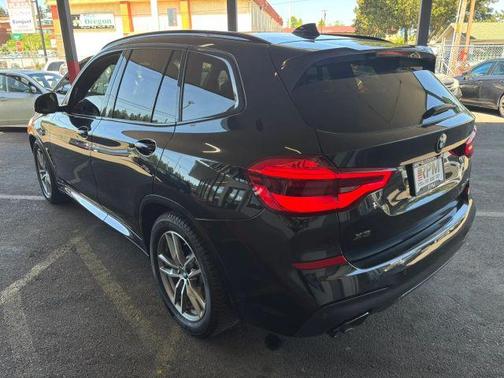 Black 2018 BMW X3 M40i