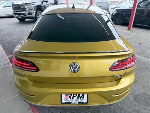Kurkuma Yellow Metallic 2019 Volkswagen Arteon 2.0T SEL Premium R-Line